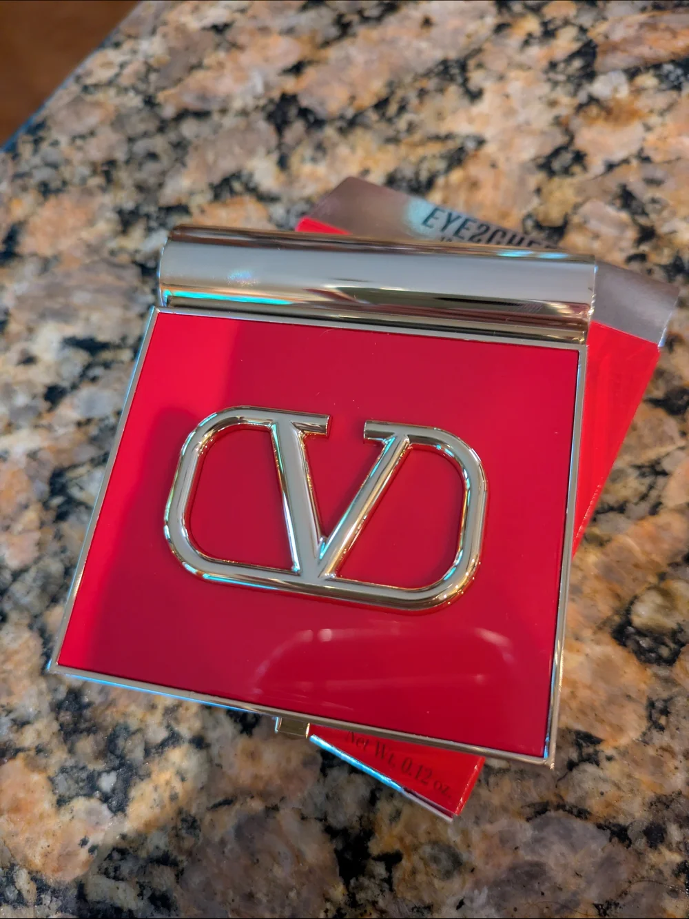 Valentino eye2cheek compact